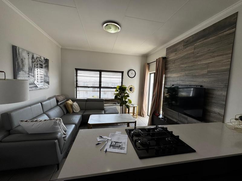 1 Bedroom Property for Sale in Greenstone Hill Gauteng