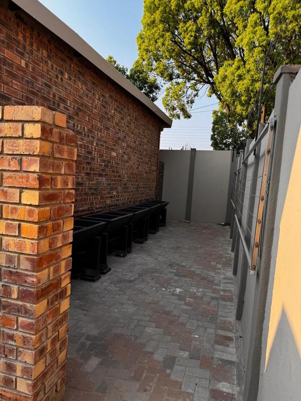 2 Bedroom Property for Sale in Erasmia Gauteng