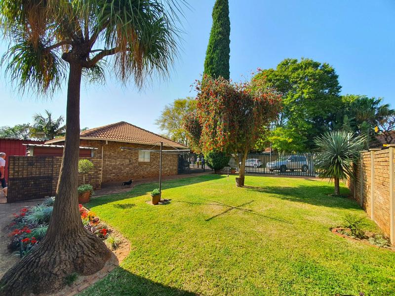 2 Bedroom Property for Sale in Ninapark Gauteng