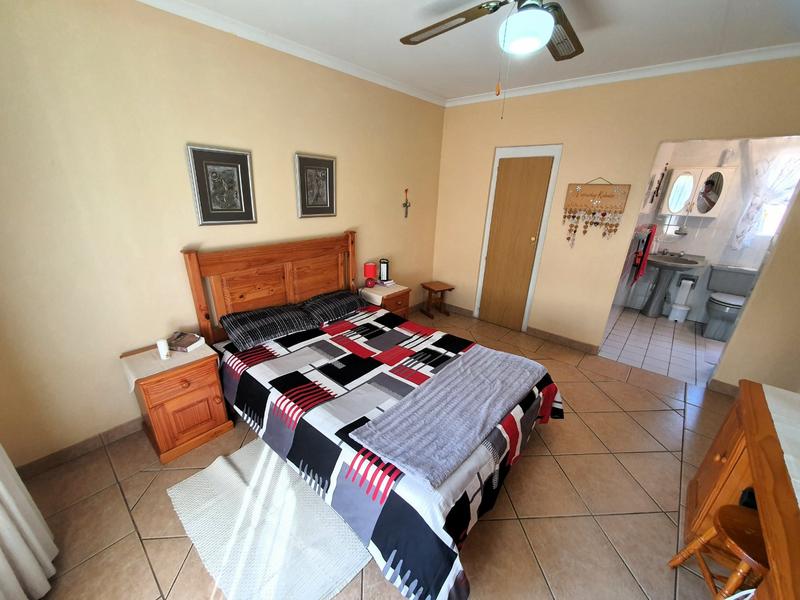2 Bedroom Property for Sale in Ninapark Gauteng