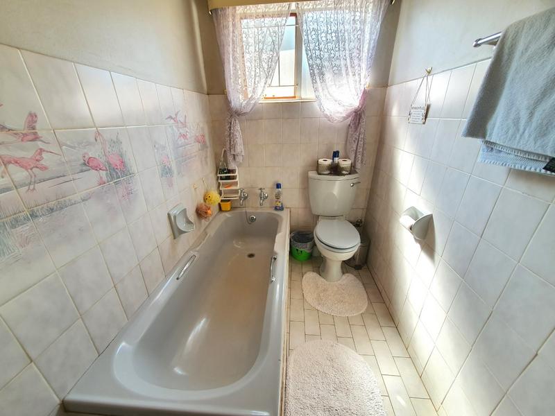 4 Bedroom Property for Sale in The Orchards Gauteng