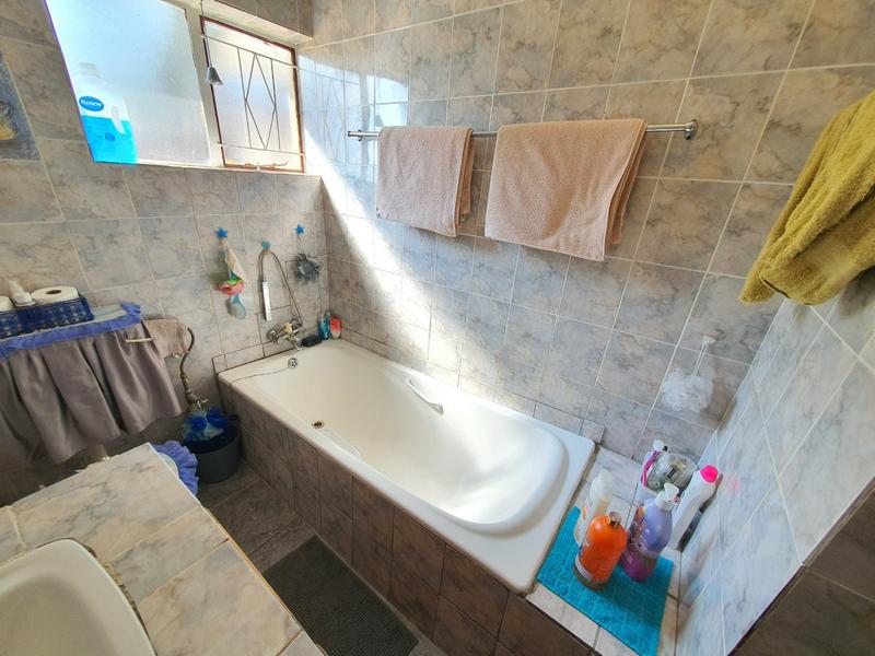 4 Bedroom Property for Sale in The Orchards Gauteng