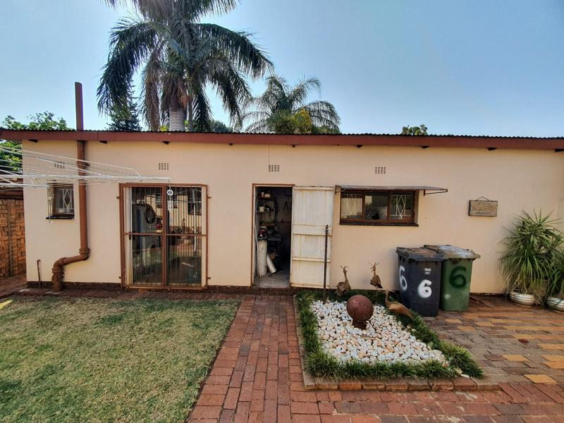 4 Bedroom Property for Sale in The Orchards Gauteng