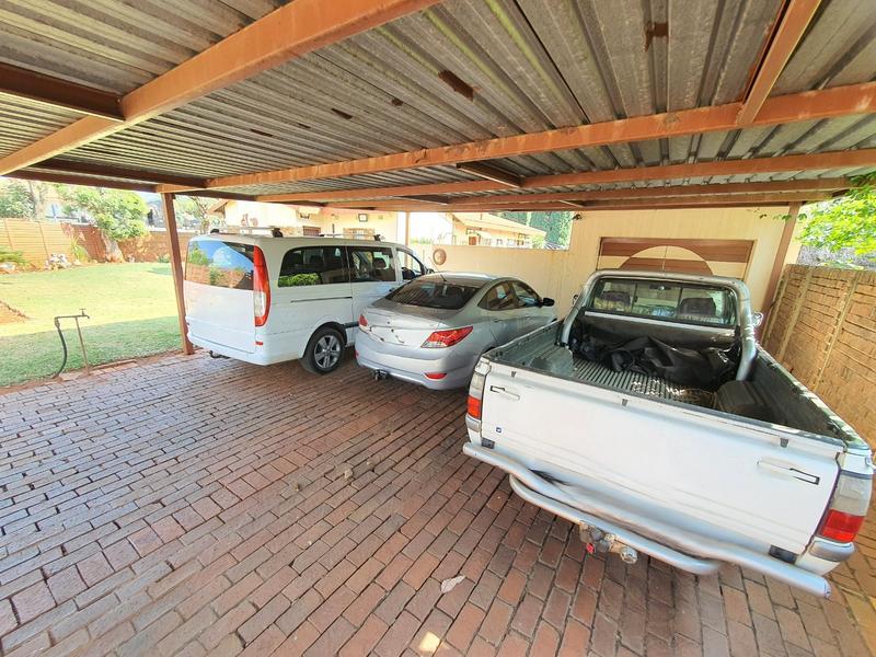 4 Bedroom Property for Sale in The Orchards Gauteng