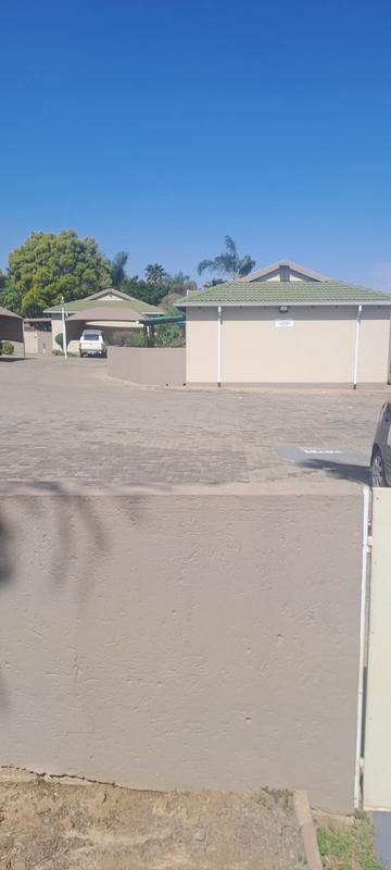 To Let 2 Bedroom Property for Rent in Sunward Park Gauteng