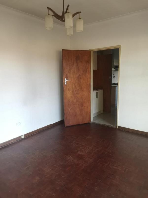 To Let 4 Bedroom Property for Rent in Meredale Gauteng