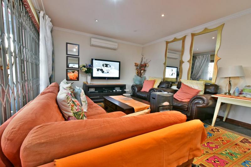 6 Bedroom Property for Sale in Glenvista Gauteng