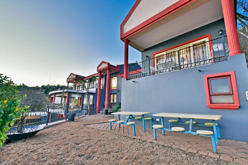 6 Bedroom Property for Sale in Glenvista Gauteng