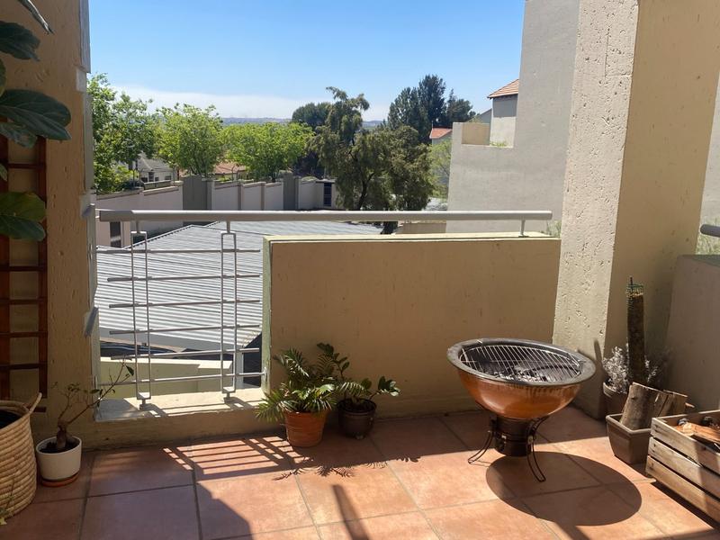 1 Bedroom Property for Sale in Broadacres Gauteng