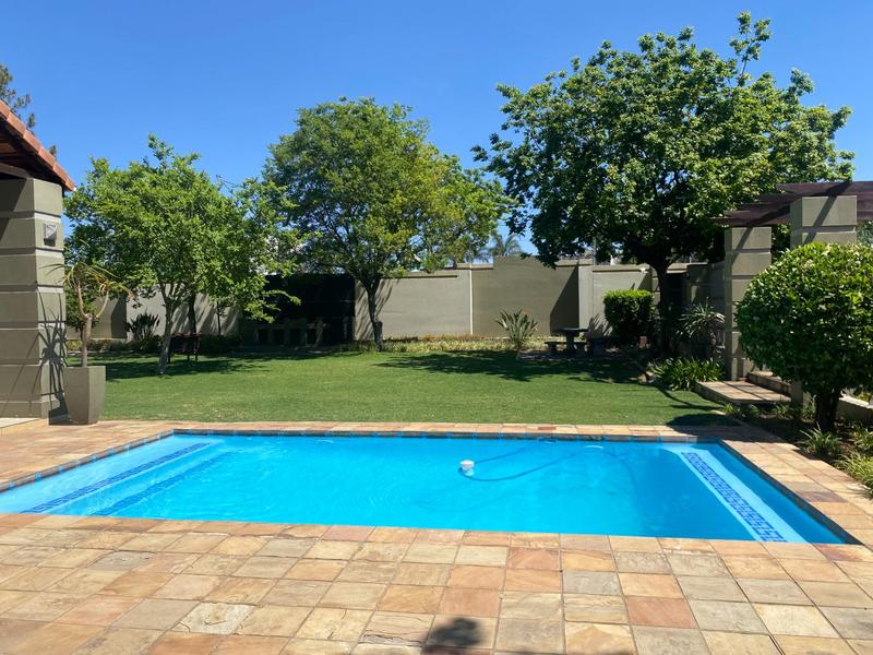 1 Bedroom Property for Sale in Broadacres Gauteng