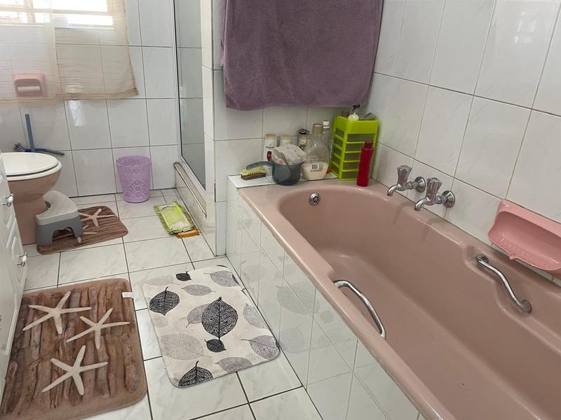 4 Bedroom Property for Sale in Eden Glen Gauteng