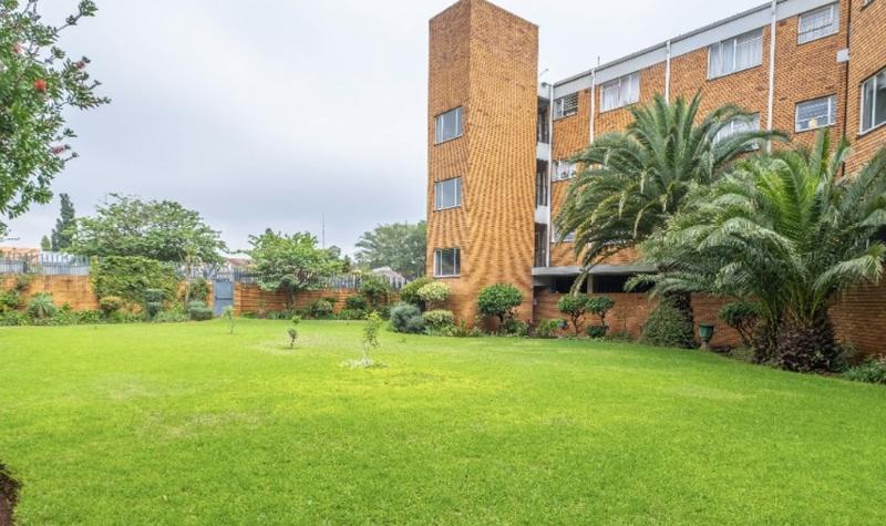 1 Bedroom Property for Sale in Malvern East Gauteng