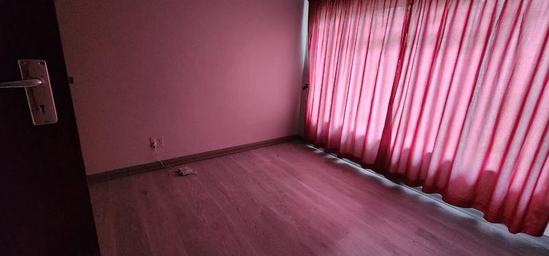 To Let 3 Bedroom Property for Rent in Elspark Gauteng