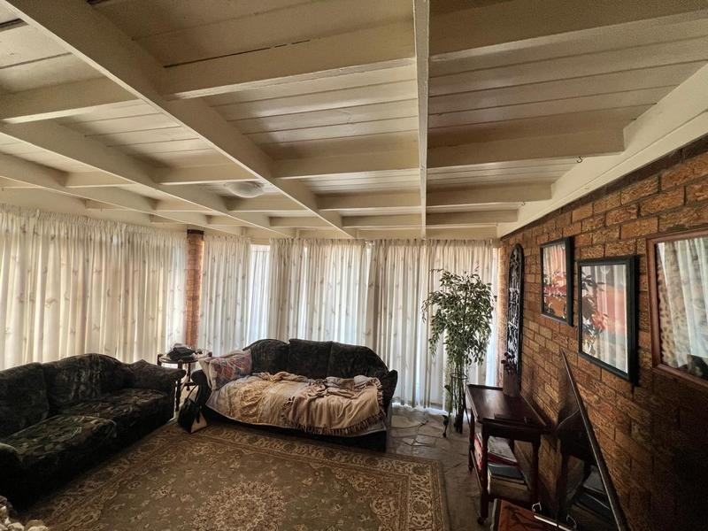To Let 4 Bedroom Property for Rent in Selcourt Gauteng