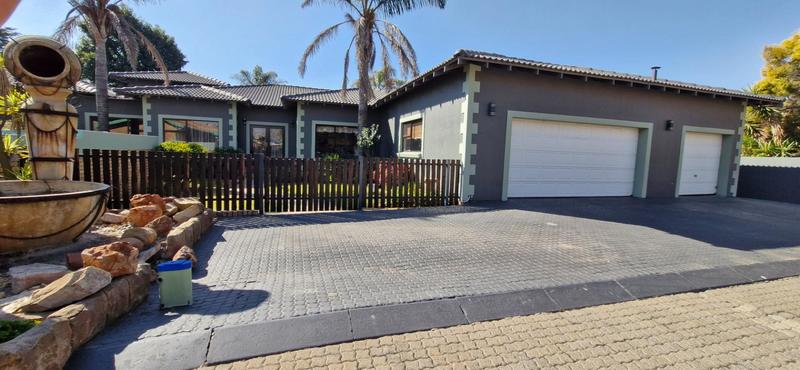 3 Bedroom Property for Sale in Sonneveld Gauteng
