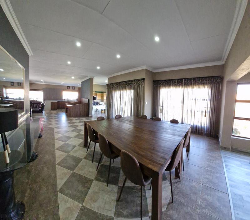 3 Bedroom Property for Sale in Sonneveld Gauteng