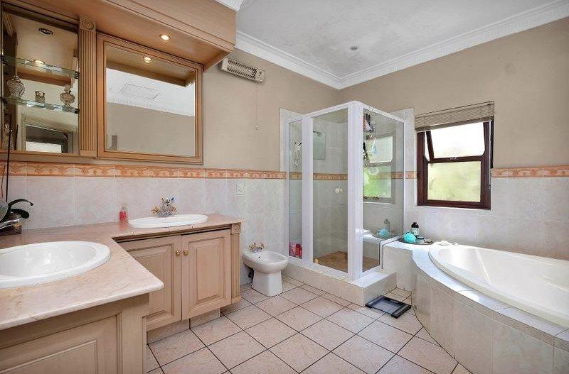 To Let 4 Bedroom Property for Rent in Dainfern Golf Estate Gauteng