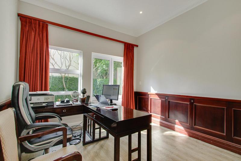 To Let 4 Bedroom Property for Rent in Dainfern Golf Estate Gauteng