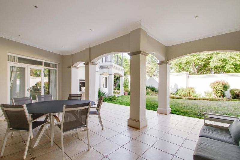To Let 4 Bedroom Property for Rent in Dainfern Golf Estate Gauteng