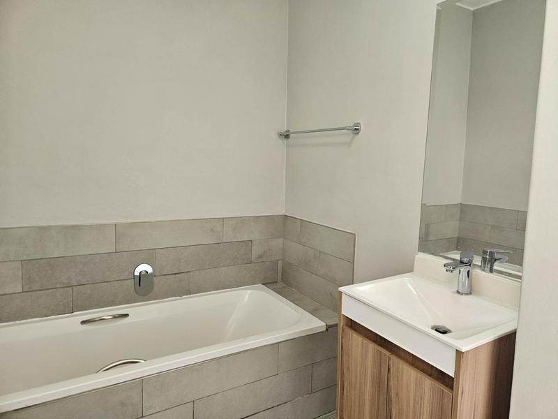 To Let 1 Bedroom Property for Rent in Shere Gauteng
