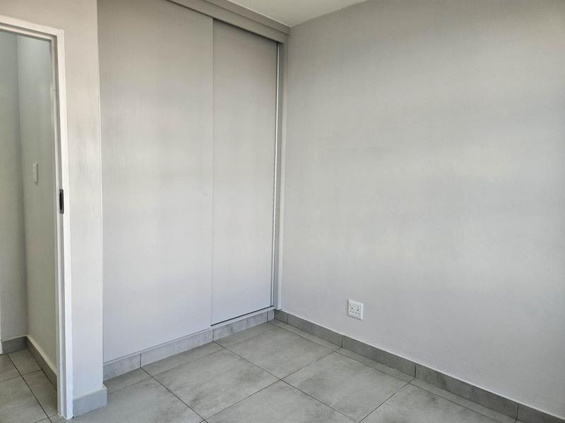 To Let 1 Bedroom Property for Rent in Shere Gauteng