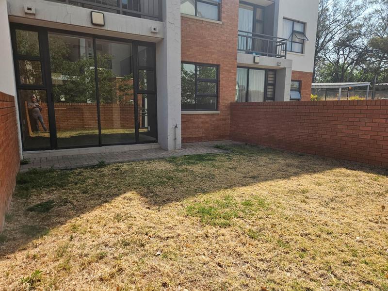 To Let 1 Bedroom Property for Rent in Shere Gauteng