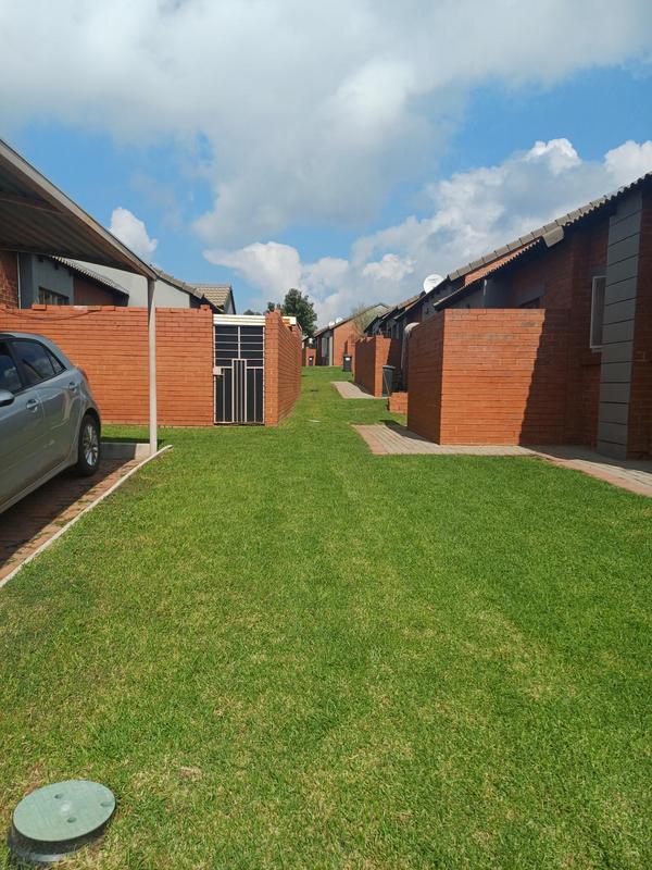 3 Bedroom Property for Sale in Stone Ridge Gauteng