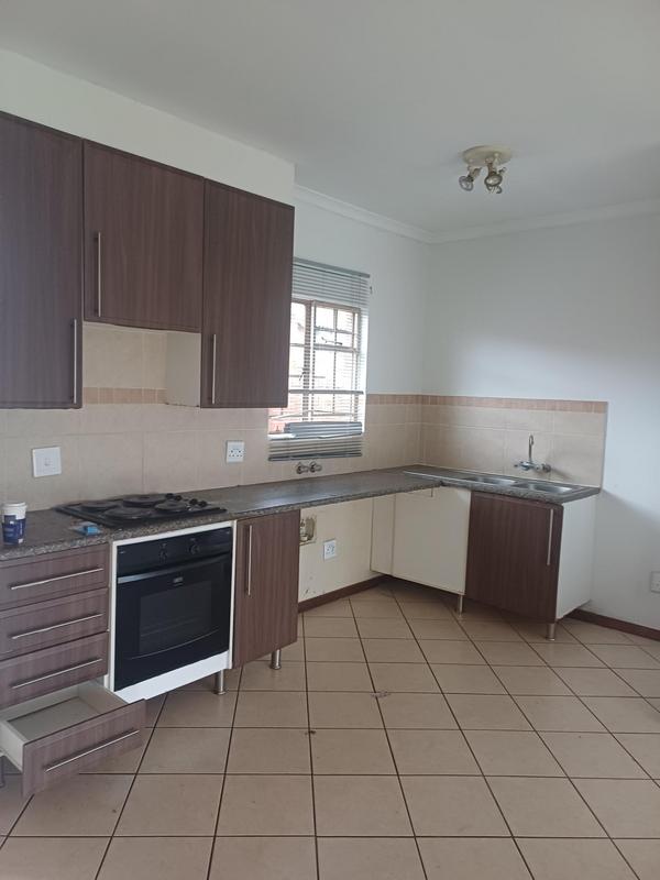3 Bedroom Property for Sale in Stone Ridge Gauteng
