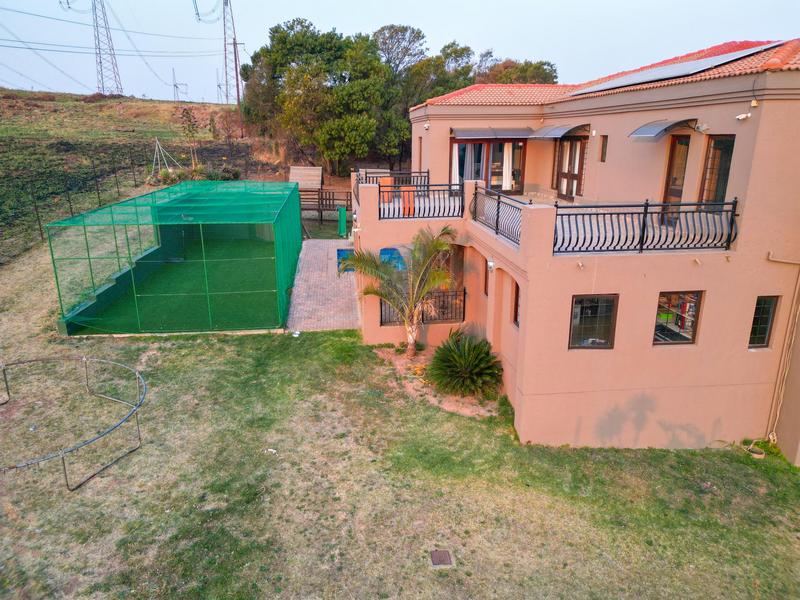 5 Bedroom Property for Sale in Rietvlei View Gauteng