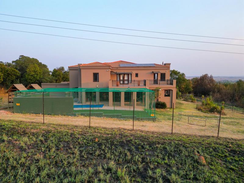 5 Bedroom Property for Sale in Rietvlei View Gauteng
