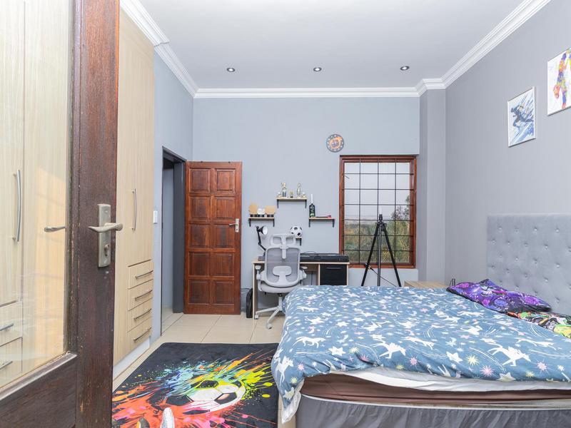 5 Bedroom Property for Sale in Rietvlei View Gauteng