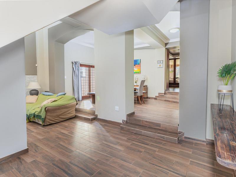 5 Bedroom Property for Sale in Rietvlei View Gauteng