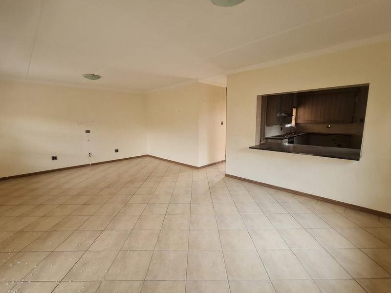 To Let 3 Bedroom Property for Rent in Radiokop Gauteng
