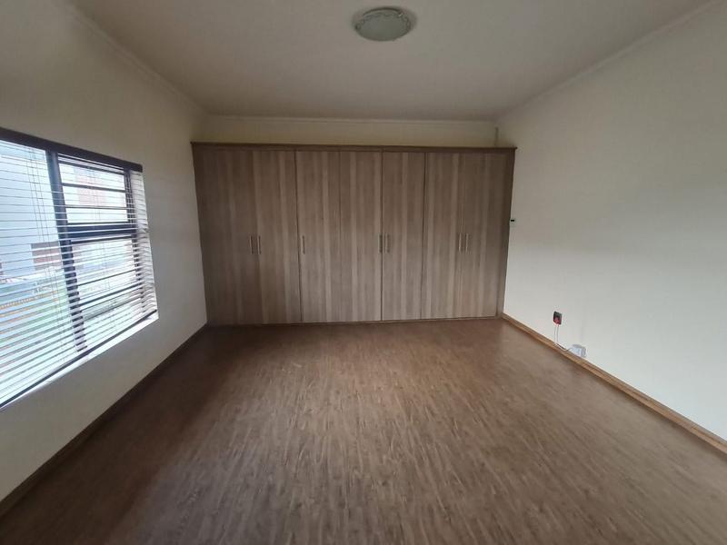 To Let 3 Bedroom Property for Rent in Radiokop Gauteng
