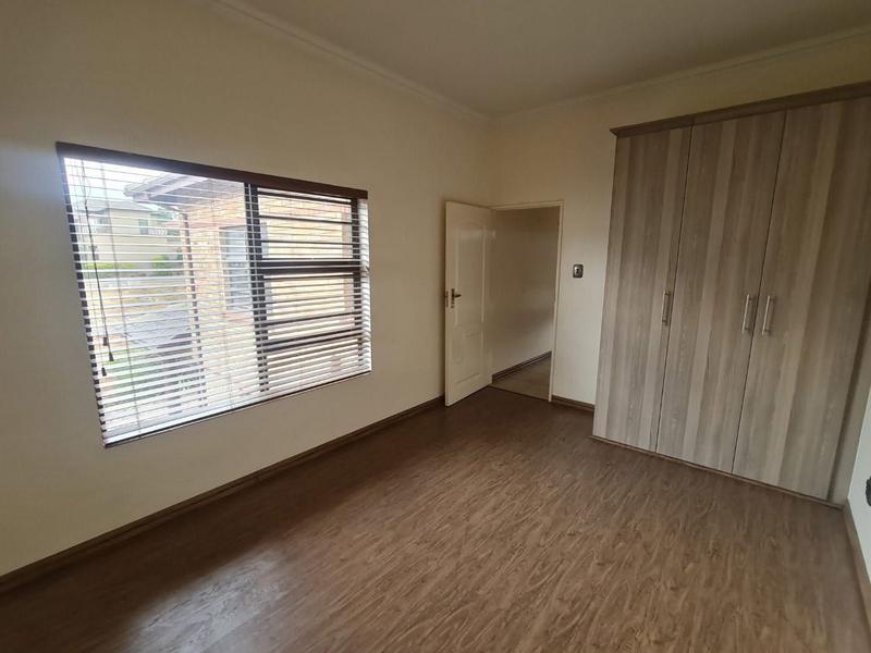 To Let 3 Bedroom Property for Rent in Radiokop Gauteng