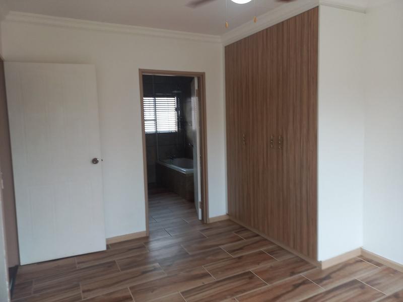 3 Bedroom Property for Sale in Wilgeheuwel Gauteng