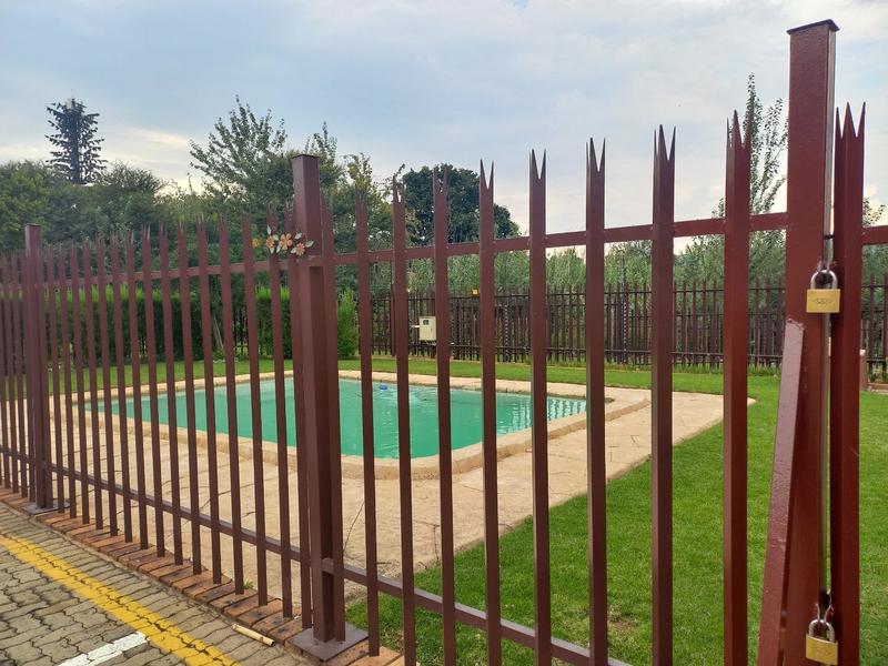 3 Bedroom Property for Sale in Wilgeheuwel Gauteng
