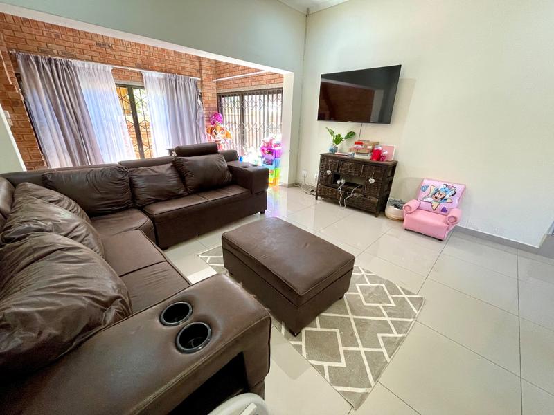2 Bedroom Property for Sale in Noordheuwel Gauteng
