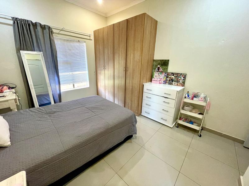 2 Bedroom Property for Sale in Noordheuwel Gauteng