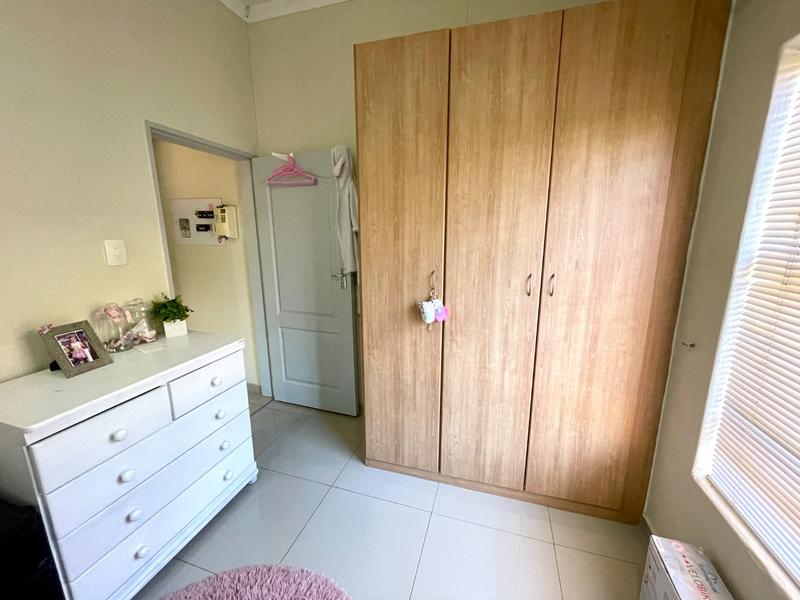 2 Bedroom Property for Sale in Noordheuwel Gauteng