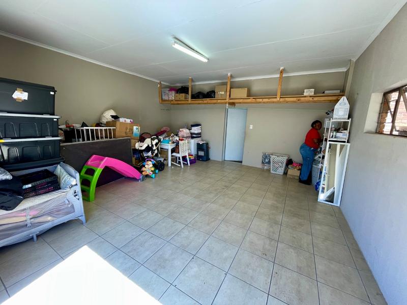 2 Bedroom Property for Sale in Noordheuwel Gauteng