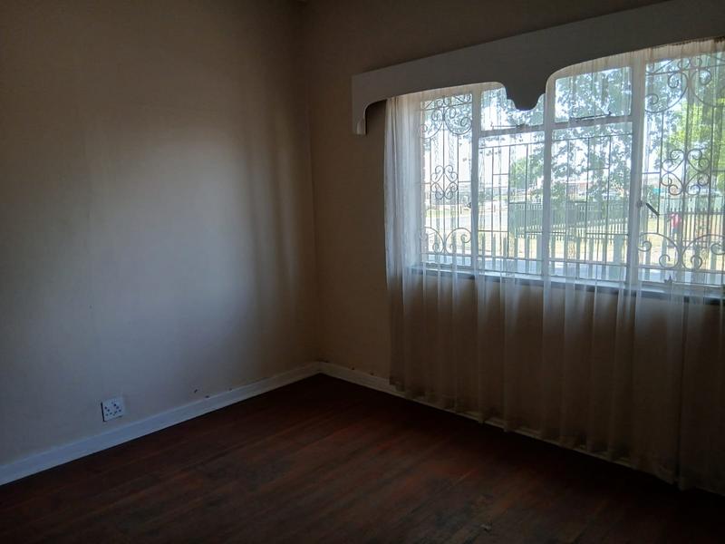 To Let 4 Bedroom Property for Rent in Selection Park Gauteng