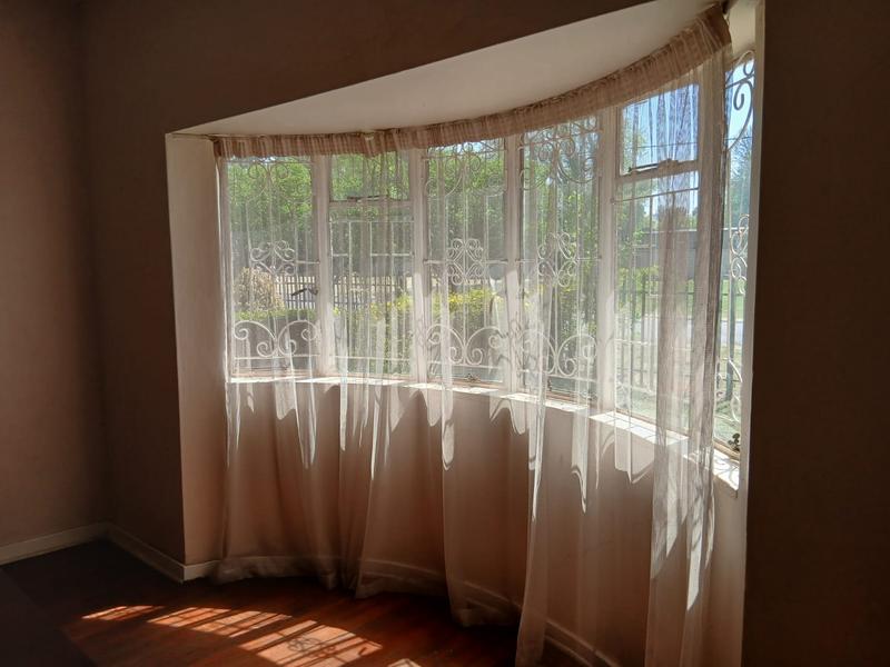 To Let 4 Bedroom Property for Rent in Selection Park Gauteng