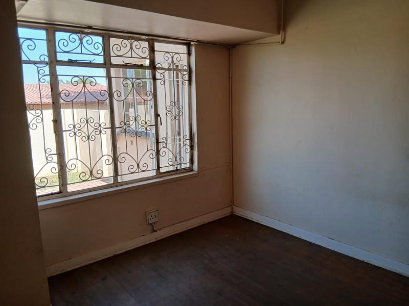 To Let 4 Bedroom Property for Rent in Selection Park Gauteng