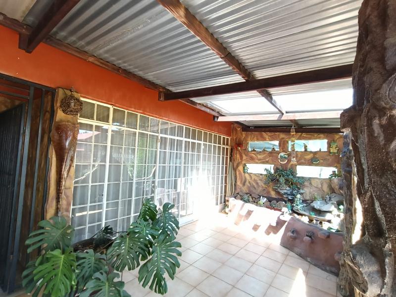 3 Bedroom Property for Sale in Paul Krugersoord Gauteng