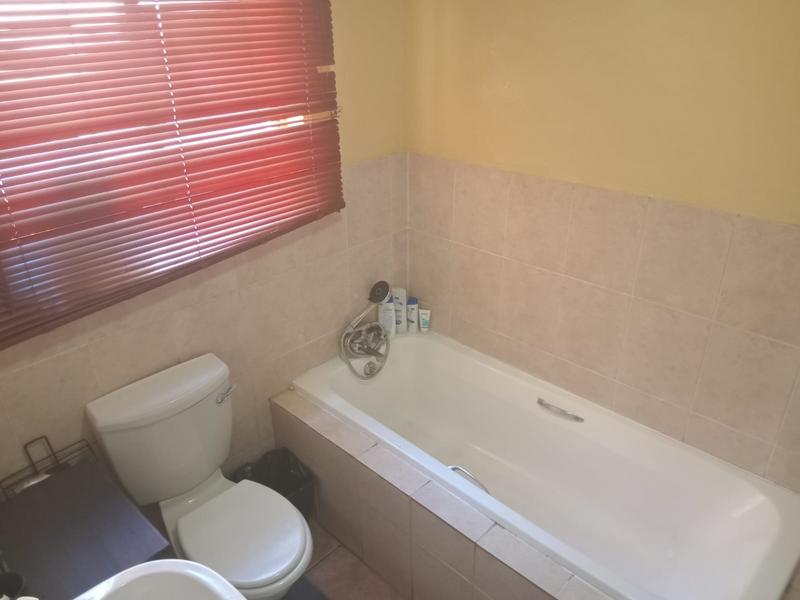 1 Bedroom Property for Sale in Clubview Gauteng