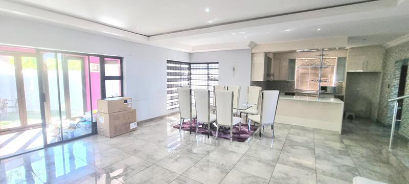 3 Bedroom Property for Sale in Eldoraigne Gauteng