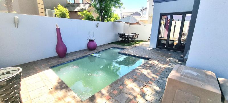 3 Bedroom Property for Sale in Eldoraigne Gauteng
