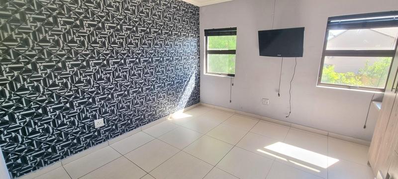 3 Bedroom Property for Sale in Eldoraigne Gauteng