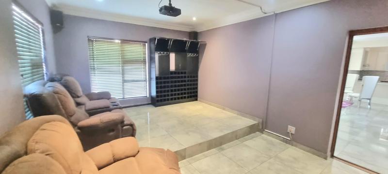 3 Bedroom Property for Sale in Eldoraigne Gauteng